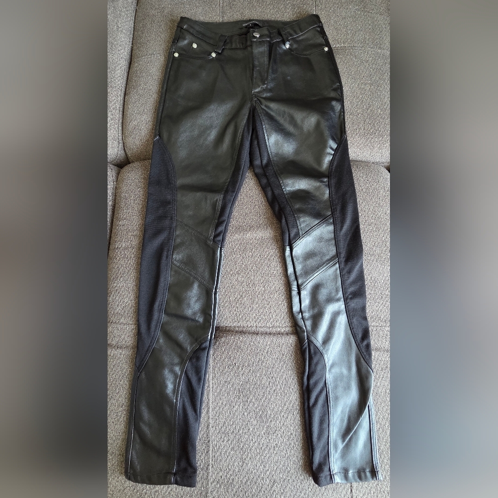 Haoduoyi Faux Leather Pants. Size Small.